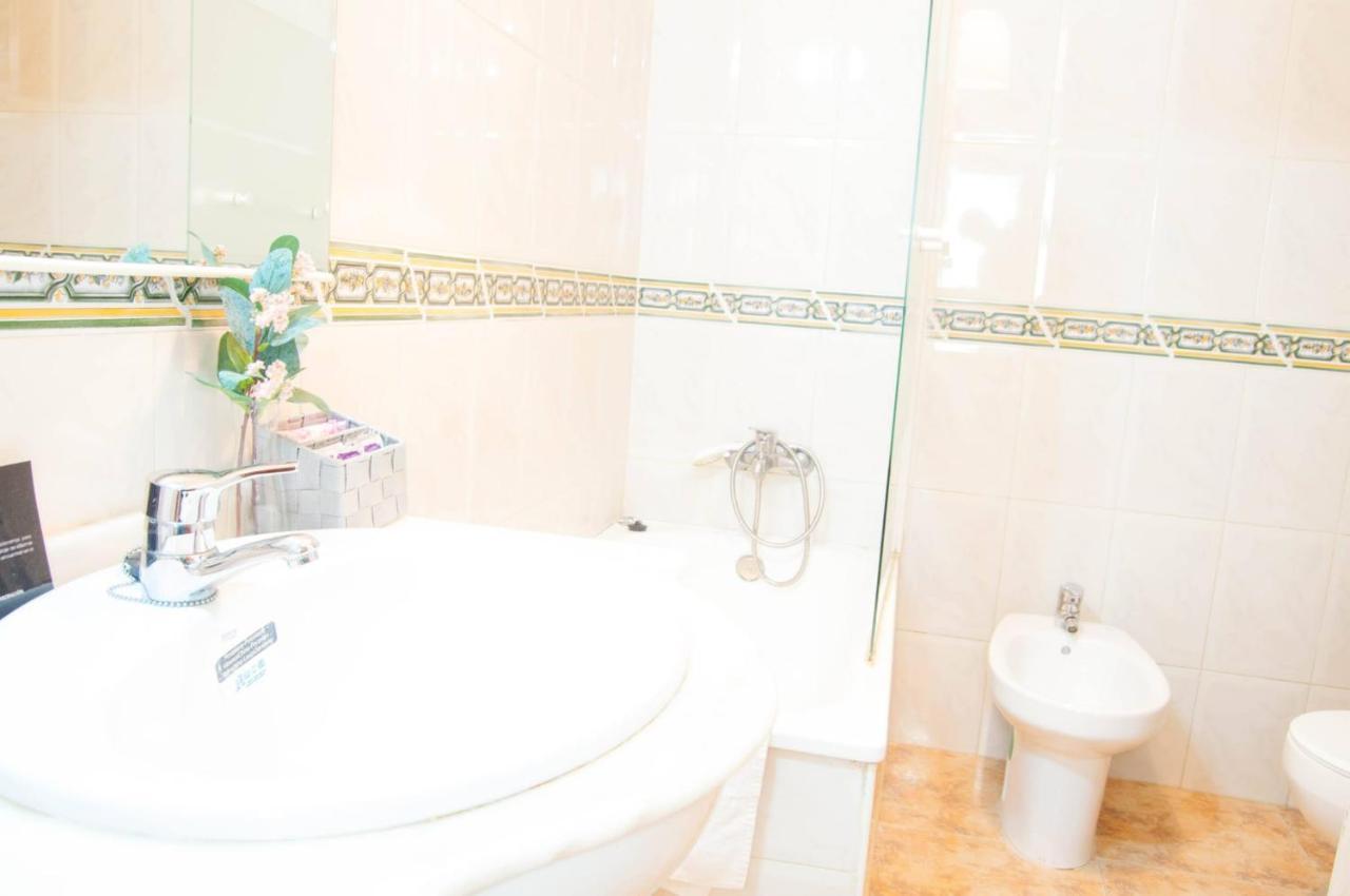 Caceres De Cine Apartment ภายนอก รูปภาพ