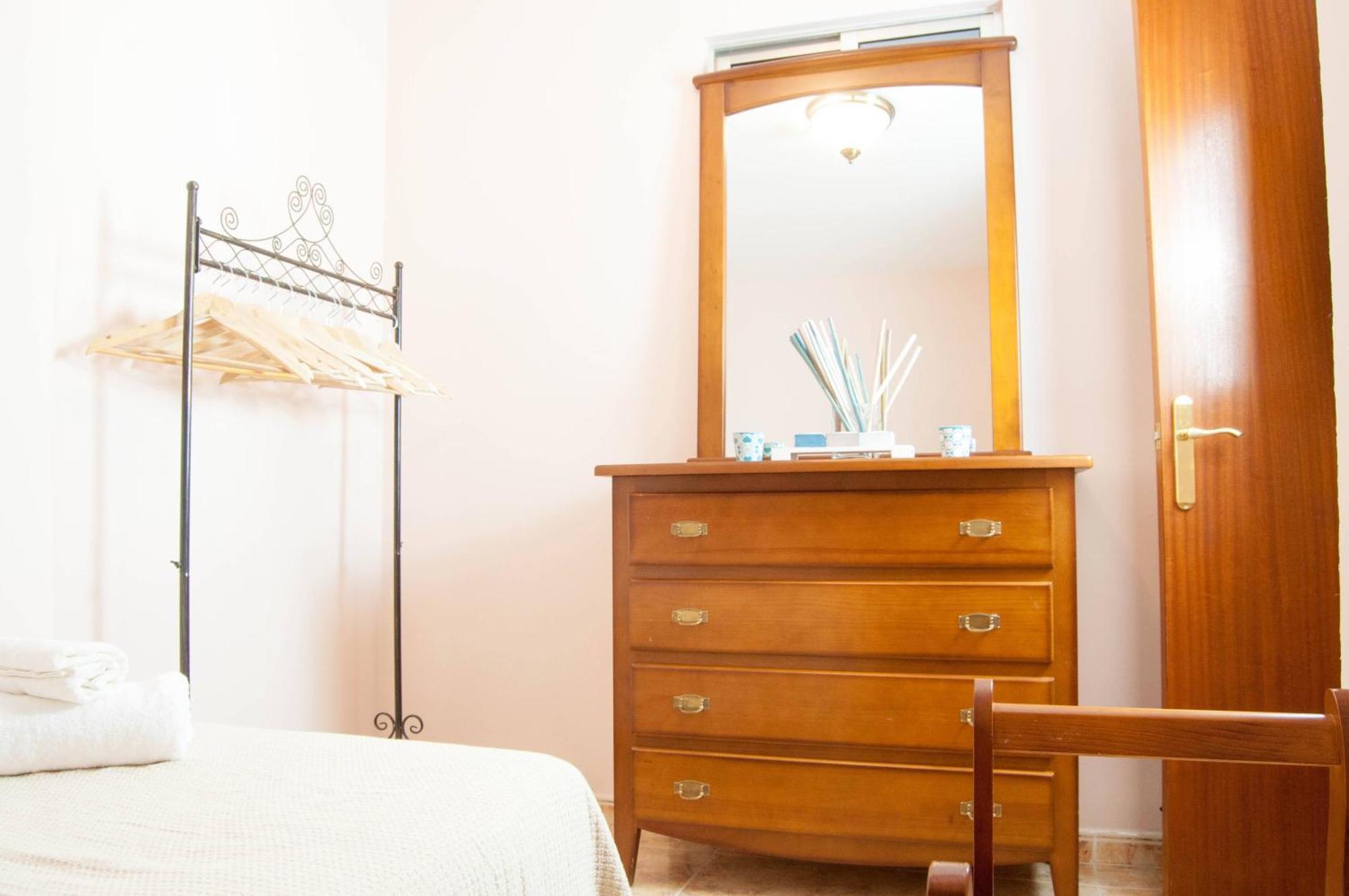 Caceres De Cine Apartment ภายนอก รูปภาพ